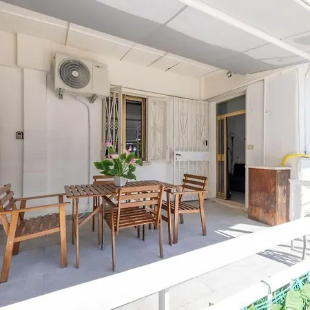 Apartman Casa Gemelli - Metro Per Il Centro Di -